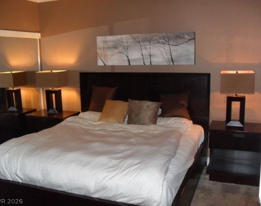 260 E Flamingo Road - Photo Thumbnail 5