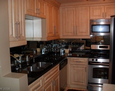 260 E Flamingo Road - Photo Thumbnail 2