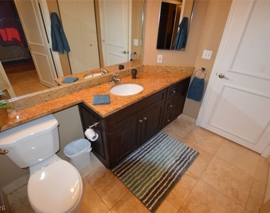 260 E Flamingo Road - Photo Thumbnail 5