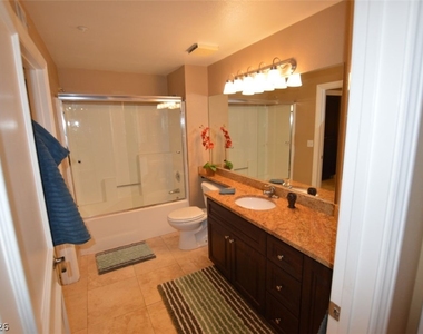 260 E Flamingo Road - Photo Thumbnail 4