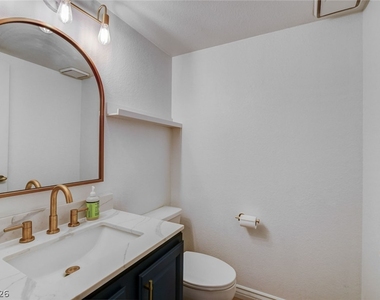 5228 Crooked Sky Circle - Photo Thumbnail 11