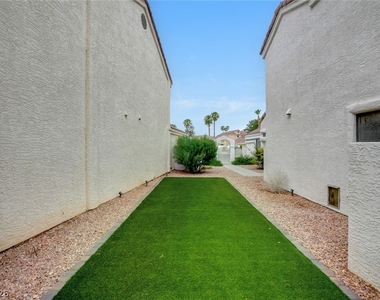 5228 Crooked Sky Circle - Photo Thumbnail 7