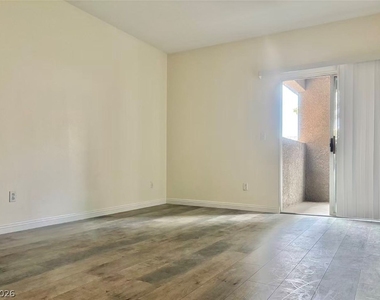 5525 W Flamingo Road - Photo Thumbnail 10