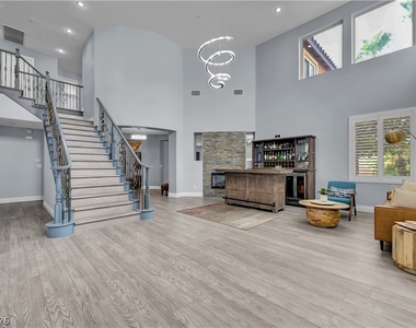 1289 Vietti Street - Photo Thumbnail 6