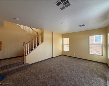 10811 Ackers Drive - Photo Thumbnail 3
