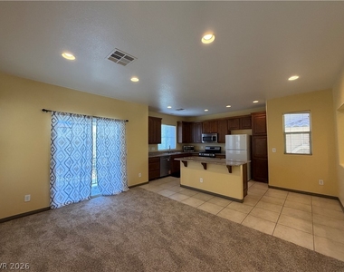 10811 Ackers Drive - Photo Thumbnail 7