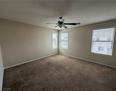 5553 Chapin Mesa Avenue - Photo Thumbnail 4