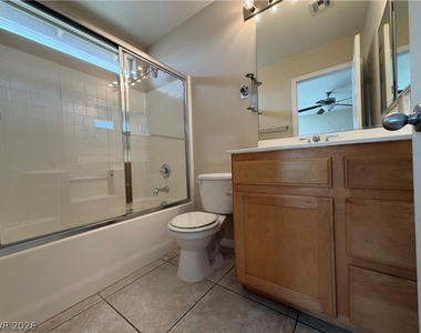 5553 Chapin Mesa Avenue - Photo Thumbnail 6