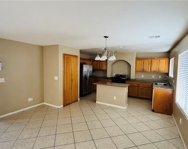 7308 Laburnum Street - Photo Thumbnail 6