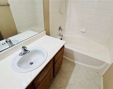 7308 Laburnum Street - Photo Thumbnail 12
