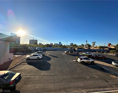 1405 Vegas Valley Drive - Photo Thumbnail 25