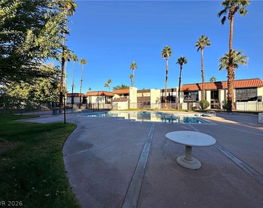 1405 Vegas Valley Drive - Photo Thumbnail 29