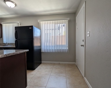 319 N 11th Street - Photo Thumbnail 10