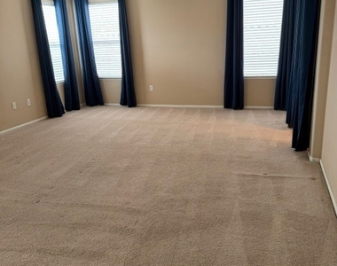 11249 Alga Court - Photo Thumbnail 7