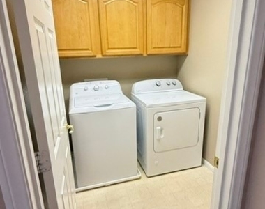 11249 Alga Court - Photo Thumbnail 14