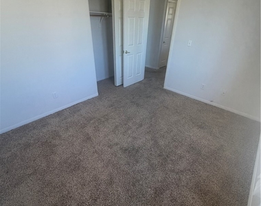 10933 Napa Ridge Drive - Photo Thumbnail 18