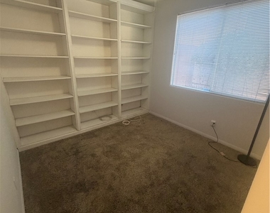 10933 Napa Ridge Drive - Photo Thumbnail 6