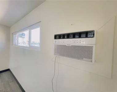 2317 Santa Rita Drive - Photo Thumbnail 8