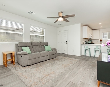 10713 Bendmore Court - Photo Thumbnail 18