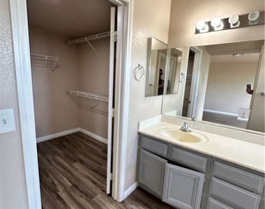 2024 Shining Feather Lane - Photo Thumbnail 21