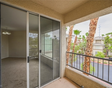 7107 S Durango Drive - Photo Thumbnail 14