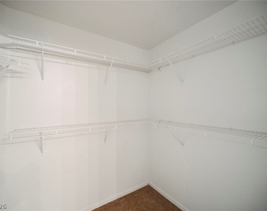 7107 S Durango Drive - Photo Thumbnail 11