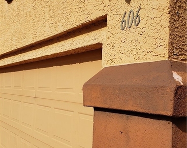 606 Lively Fiesta Way - Photo Thumbnail 16