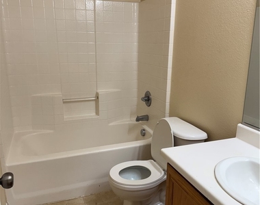 7417 Reynard Fox Place - Photo Thumbnail 13