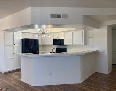 3605 Spanish Butterfly Street - Photo Thumbnail 5