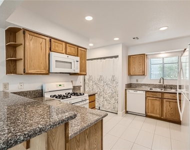 4844 Maryvale Drive - Photo Thumbnail 3