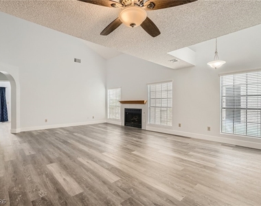 4844 Maryvale Drive - Photo Thumbnail 2