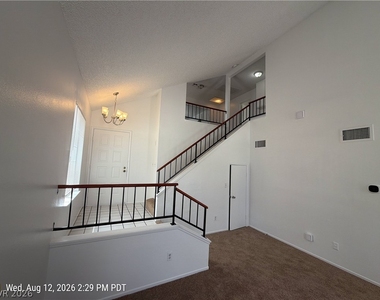 7174 Shadow Crest Drive - Photo Thumbnail 6