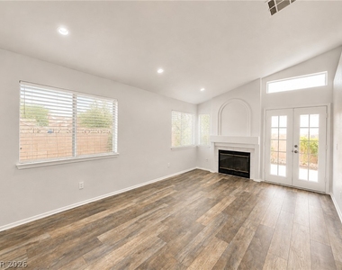 2436 Twin Flower Circle - Photo Thumbnail 8