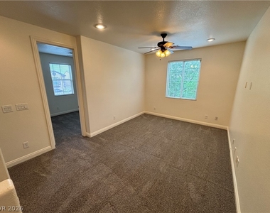 10735 Knickerbocker Avenue - Photo Thumbnail 26