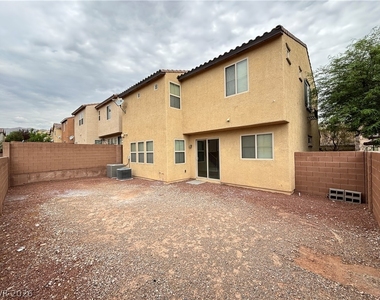 10735 Knickerbocker Avenue - Photo Thumbnail 48