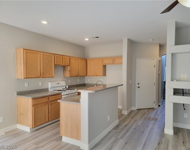 8050 Kings Ransom Street - Photo Thumbnail 3