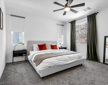 92 Kimberlite Drive - Photo Thumbnail 22