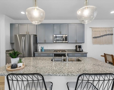 92 Kimberlite Drive - Photo Thumbnail 13