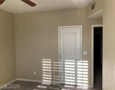 10224 Penrith Avenue - Photo Thumbnail 17