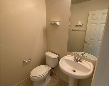 10185 Birch Bluff Lane - Photo Thumbnail 4