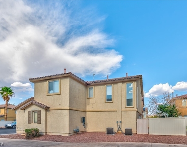 949 Medina De Leon Avenue - Photo Thumbnail 3