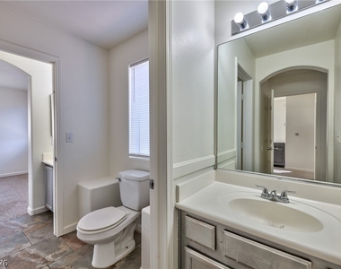 949 Medina De Leon Avenue - Photo Thumbnail 10