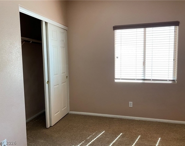 608 Cowboy Cross Avenue - Photo Thumbnail 4