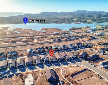 36 Stone Bluff Lane - Photo Thumbnail 2