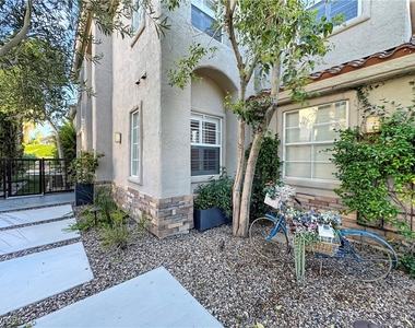 1352 Fox Acres Drive - Photo Thumbnail 3