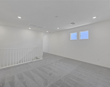 7086 Parkallen Avenue - Photo Thumbnail 24
