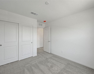 7086 Parkallen Avenue - Photo Thumbnail 34