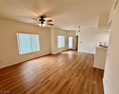 9303 Gilcrease Avenue - Photo Thumbnail 9