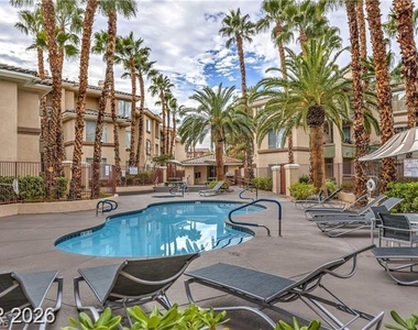 7115 S Durango Drive - Photo Thumbnail 14