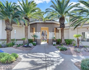 7115 S Durango Drive - Photo Thumbnail 12